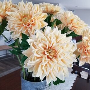 Chrysanthemum Mum Silk Faux Flowers
